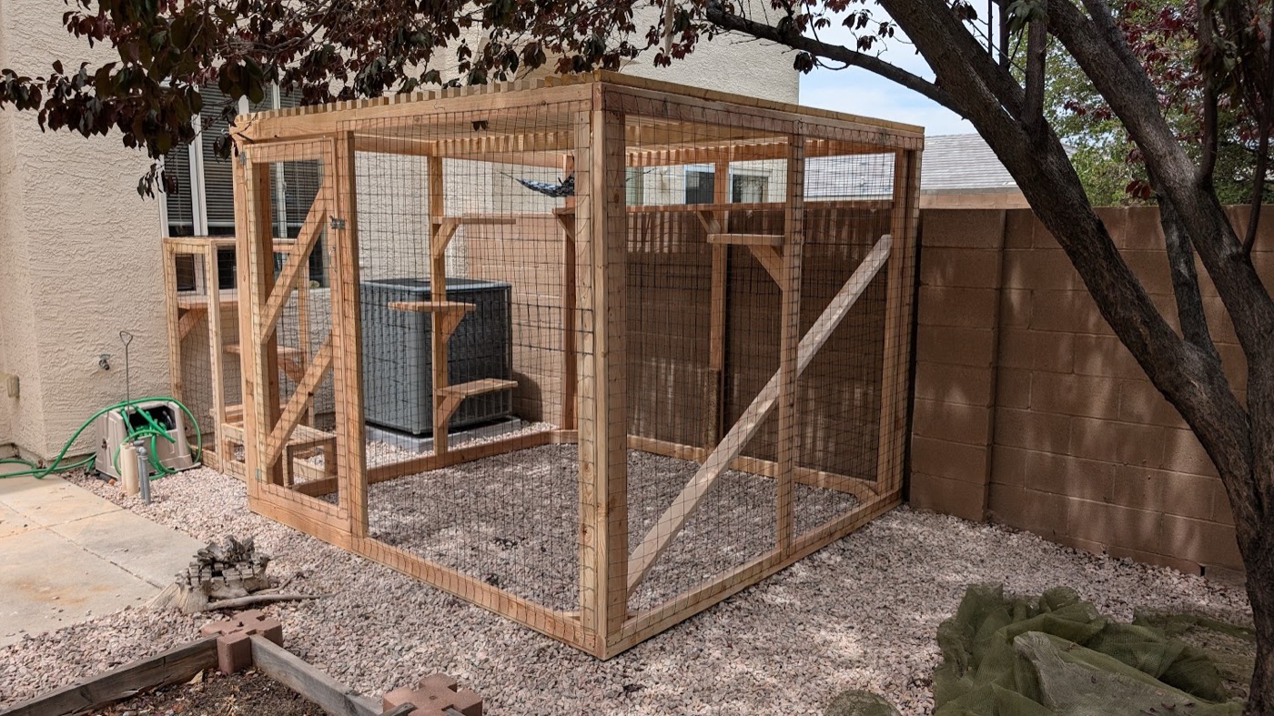 Heights Backyard Enclosure