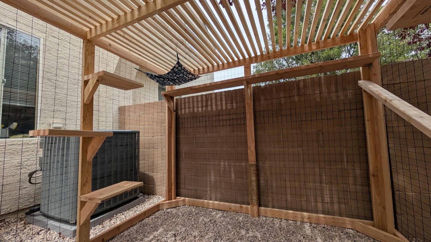 Heights Backyard Enclosure