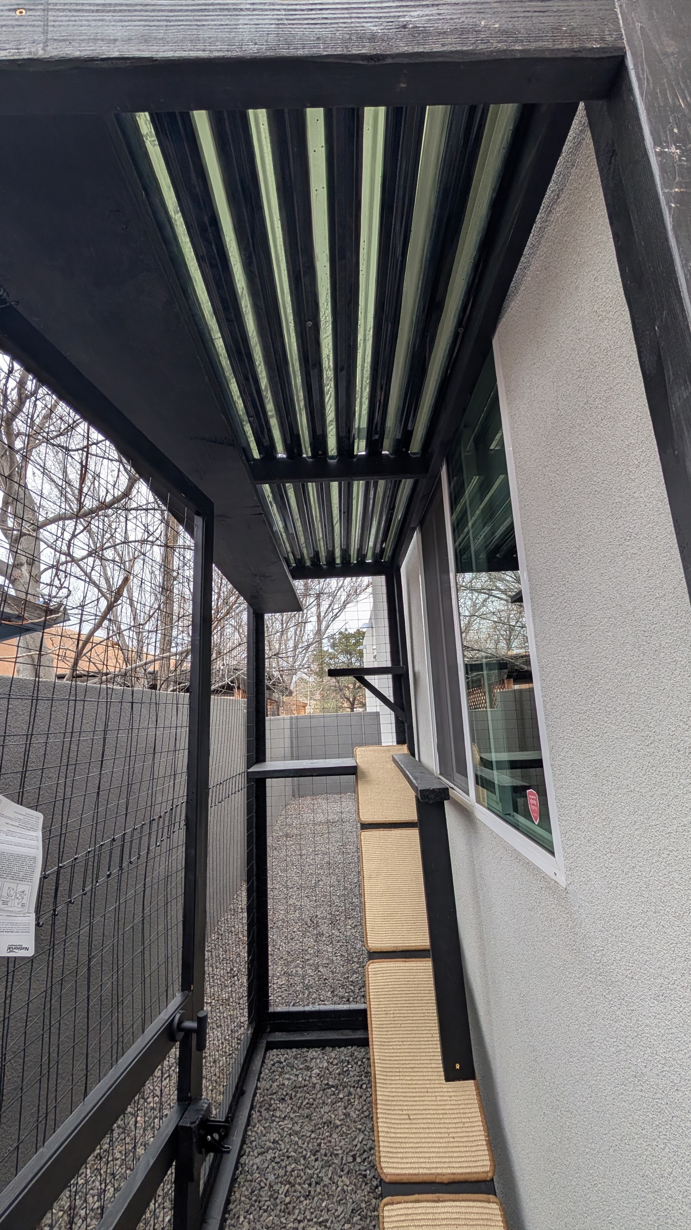 Alley-Run Catio
